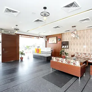 Oyo Crossroads Zirakpur